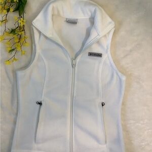 Columbia Soft White Zip-Up Vest
